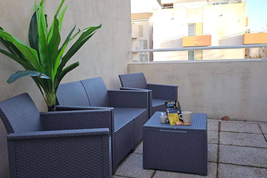 L'Orchidee, Proche De La Gare Avec Clim Et Terrasse Apartment Narbonne Exterior photo