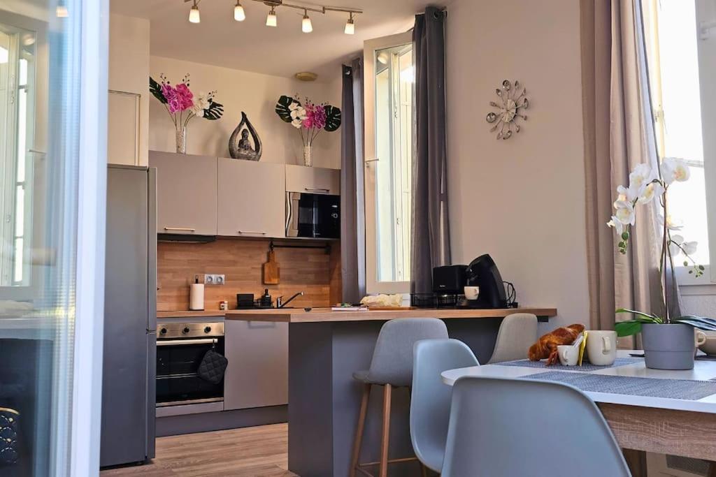L'Orchidee, Proche De La Gare Avec Clim Et Terrasse Apartment Narbonne Exterior photo